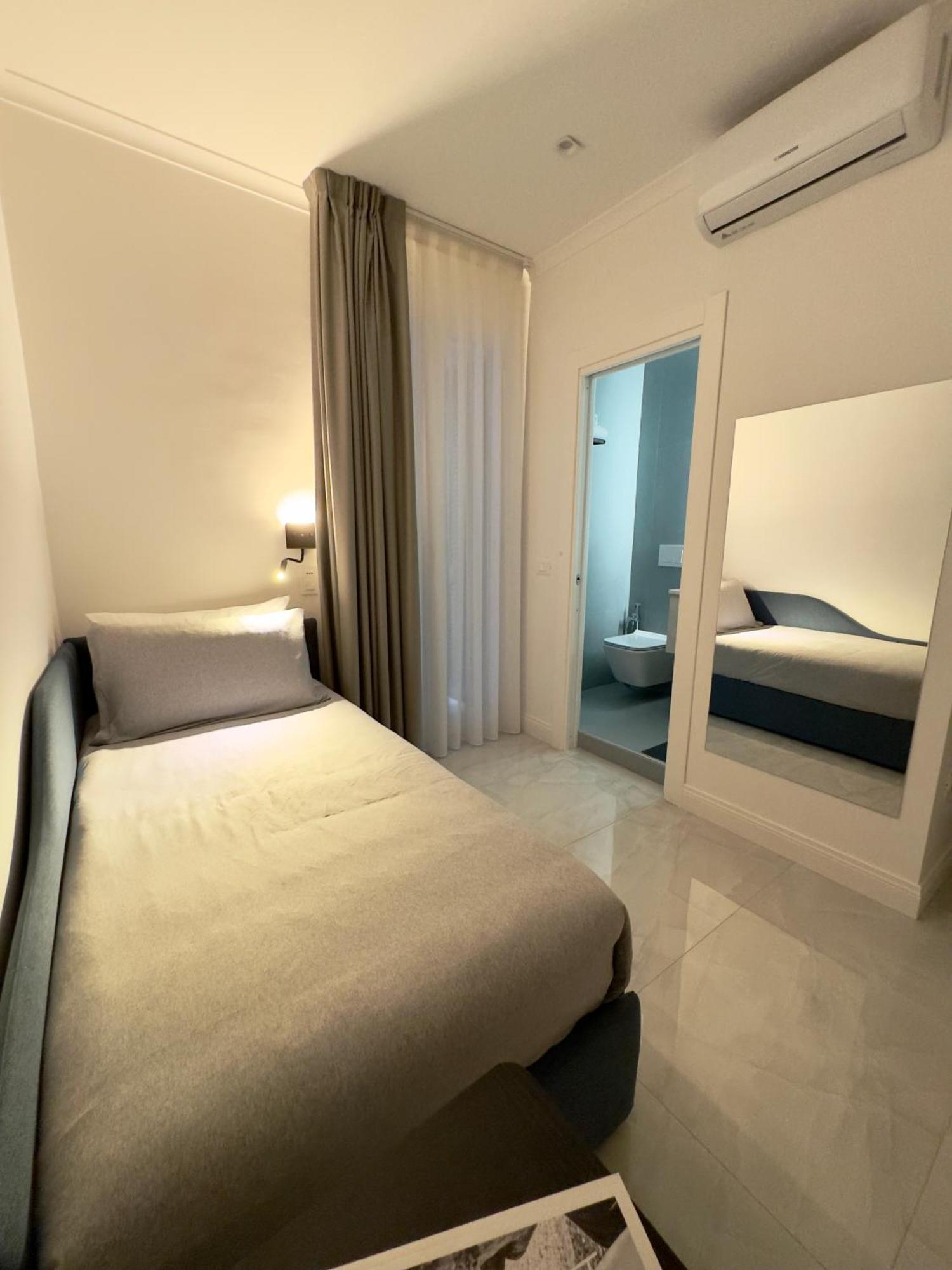 Carafa Rooms Napoli Exterior foto