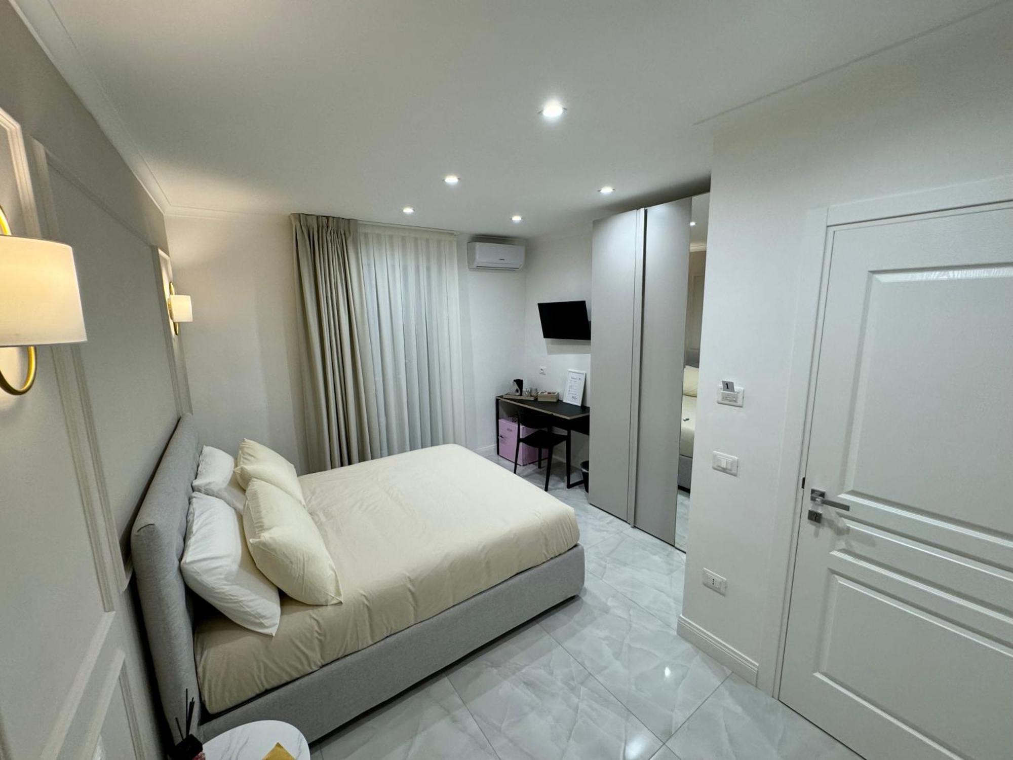 Carafa Rooms Napoli Exterior foto