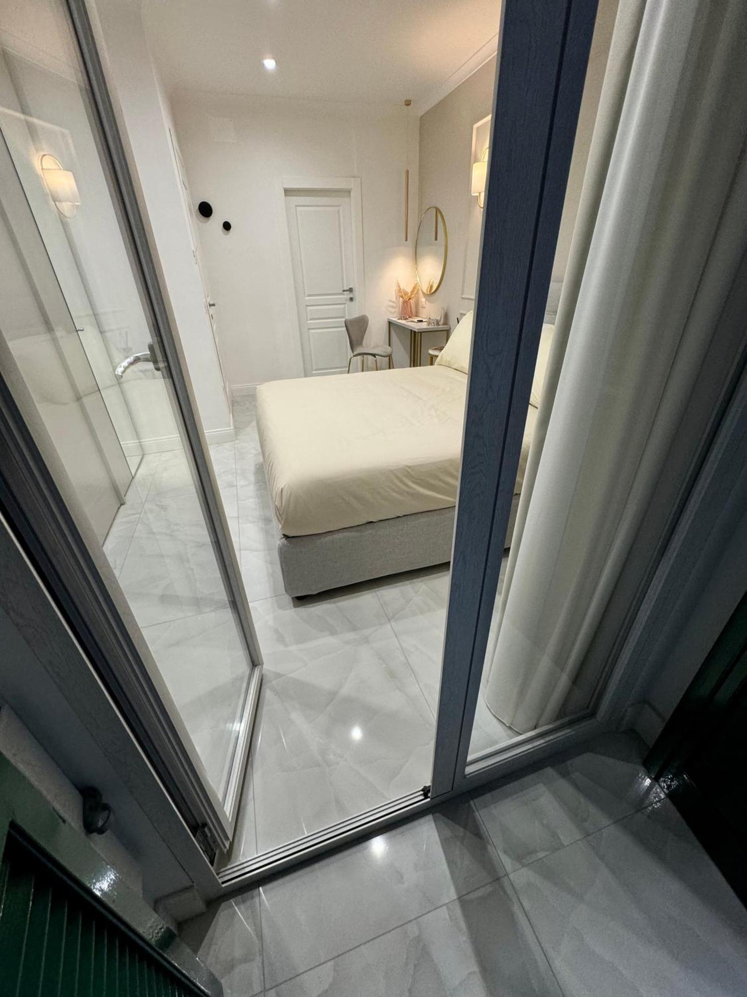 Carafa Rooms Napoli Exterior foto
